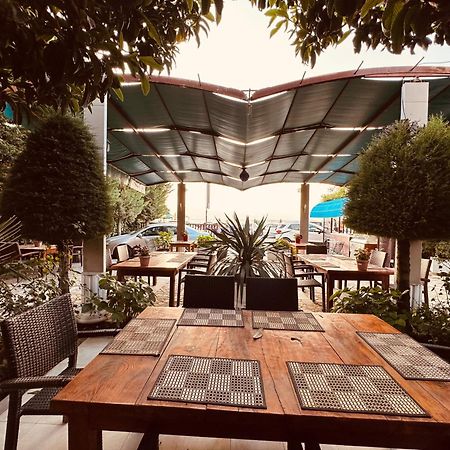 Hotel Saint Marena Pogradec Buitenkant foto