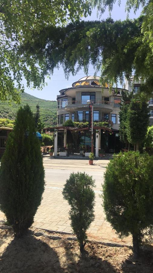 Hotel Saint Marena Pogradec Buitenkant foto