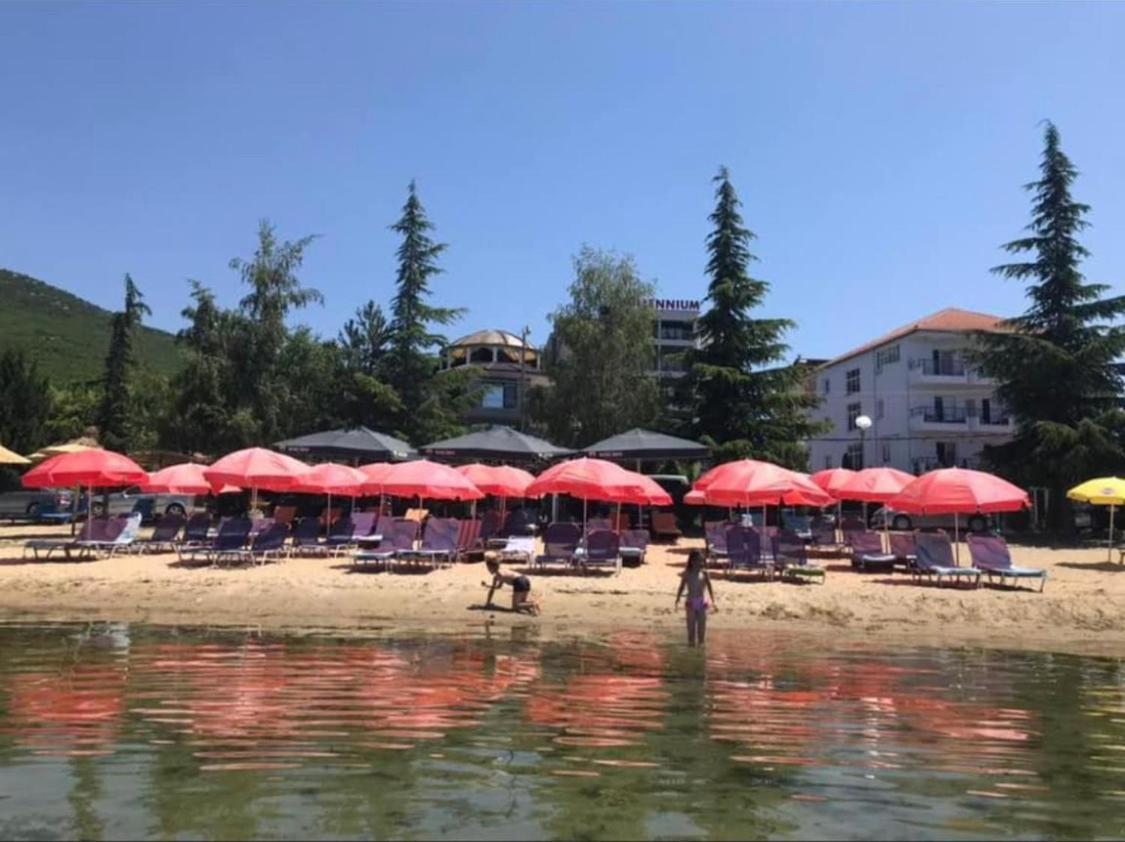 Hotel Saint Marena Pogradec Buitenkant foto